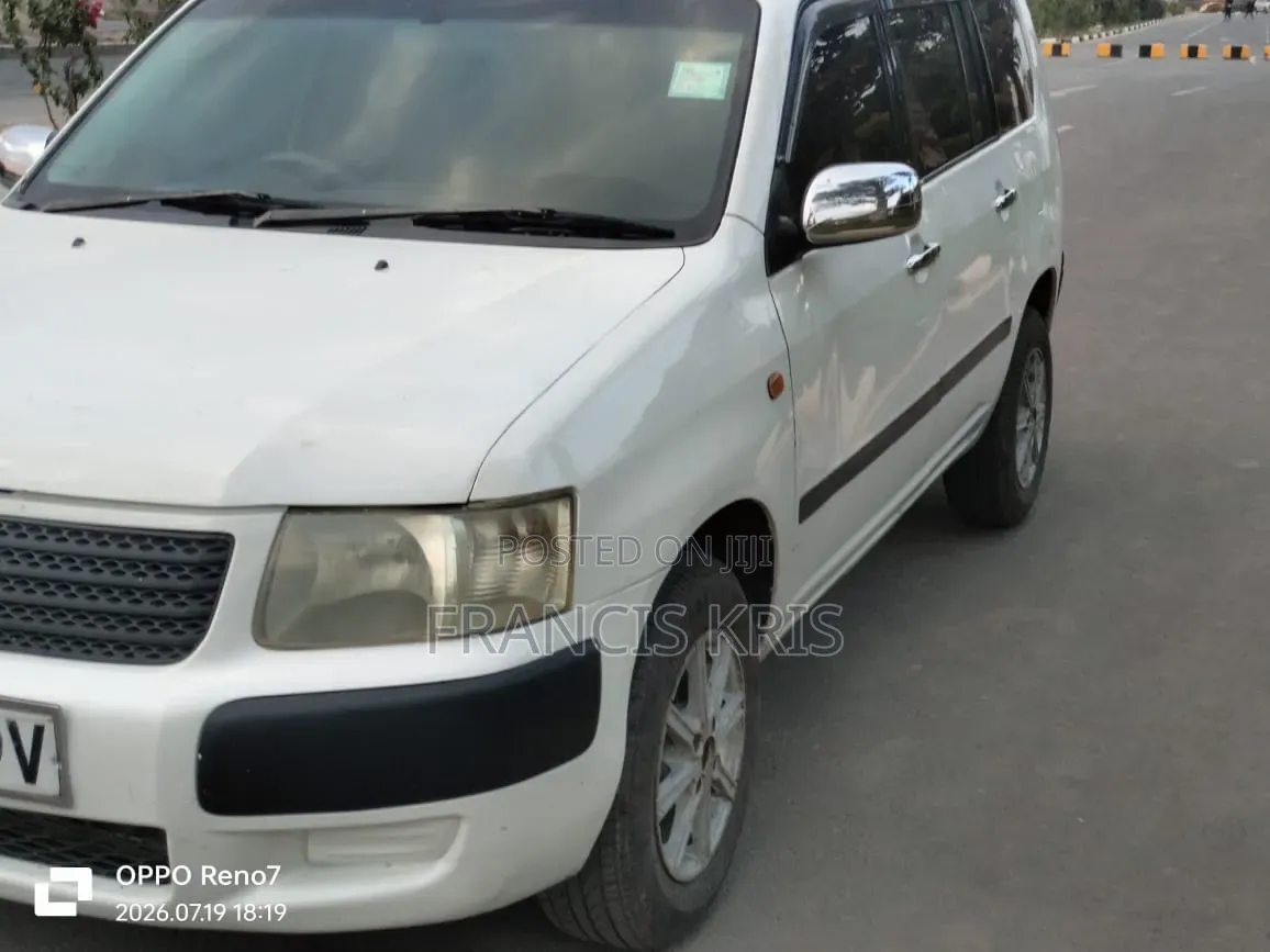 Toyota Succeed 2010 Off white