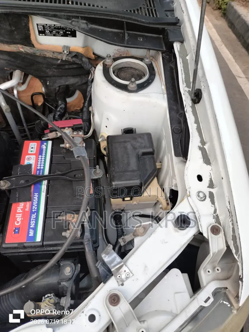 Toyota Succeed 2010 Off white