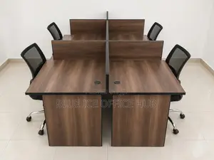 Modern 4 - Way Office Workstation With Partition