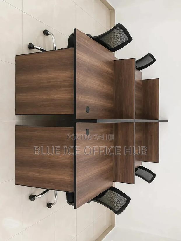 Modern 4 - Way Office Workstation With Partition - thumbnail 2