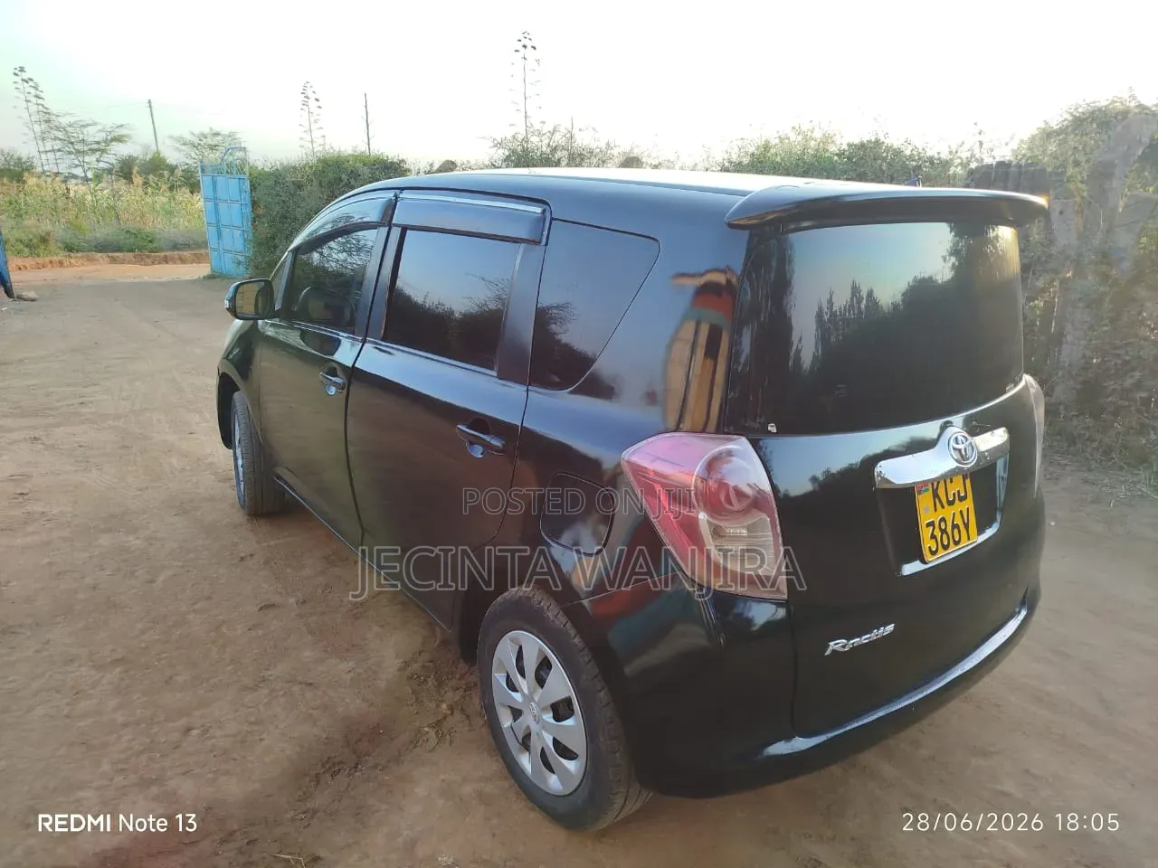 Toyota Ractis 2009 Black