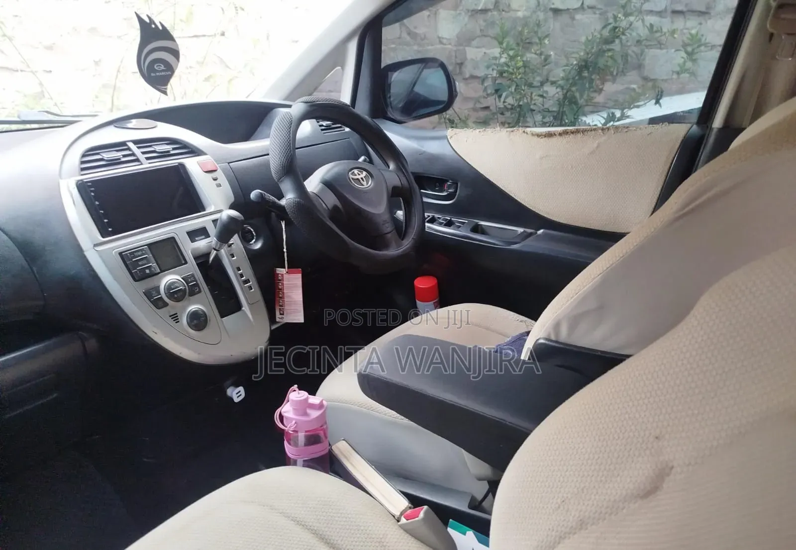Toyota Ractis 2009 Black
