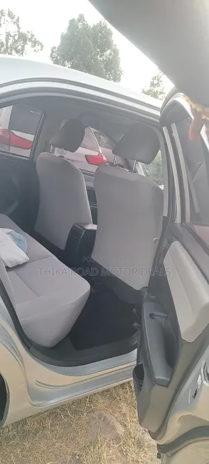 Toyota Axio 2013 Silver