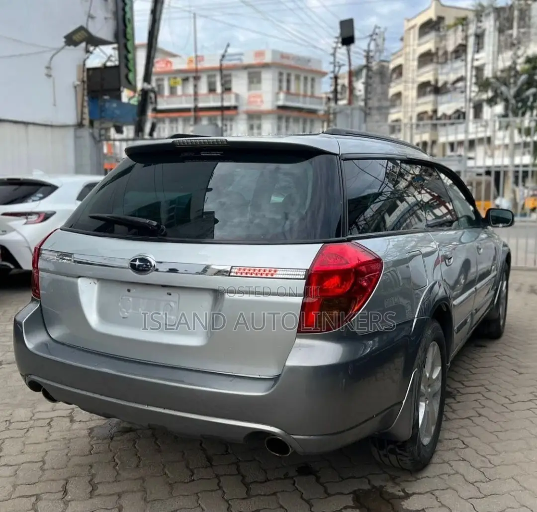 Subaru Outback 2006 Silver