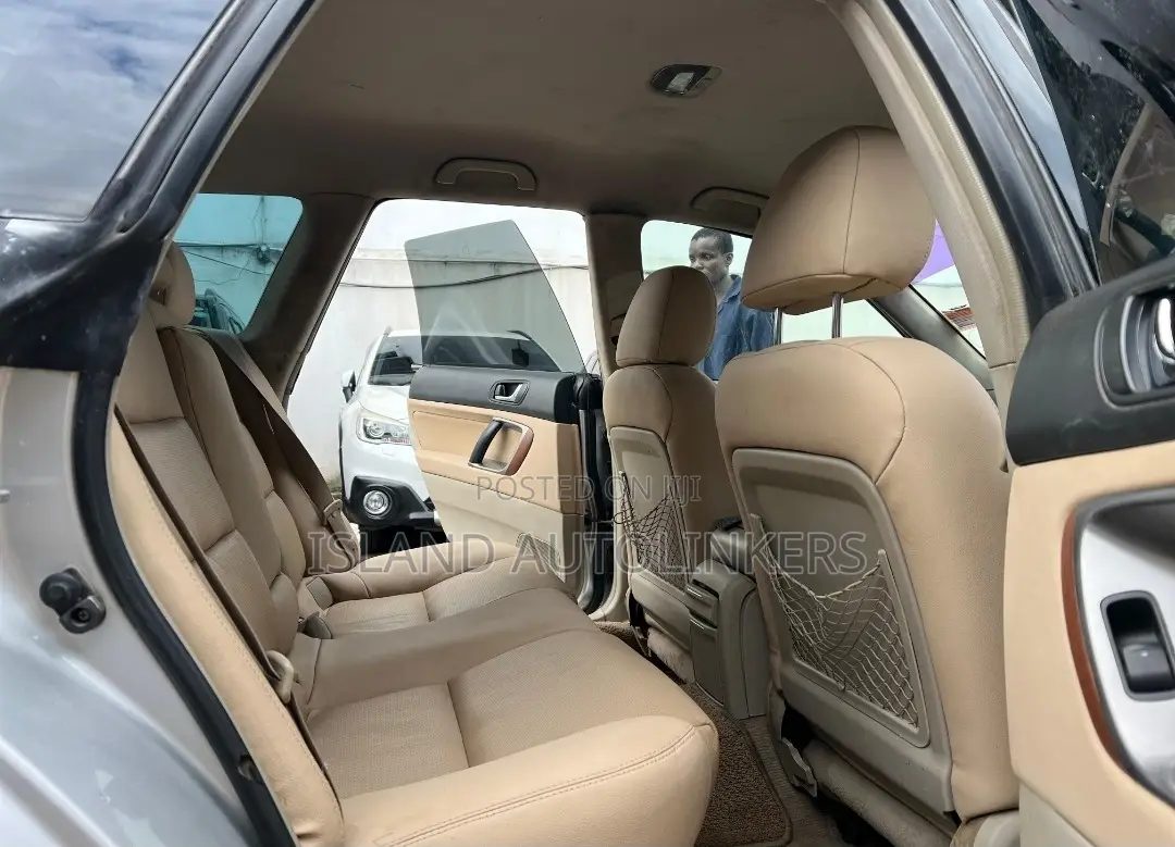 Subaru Outback 2006 Silver