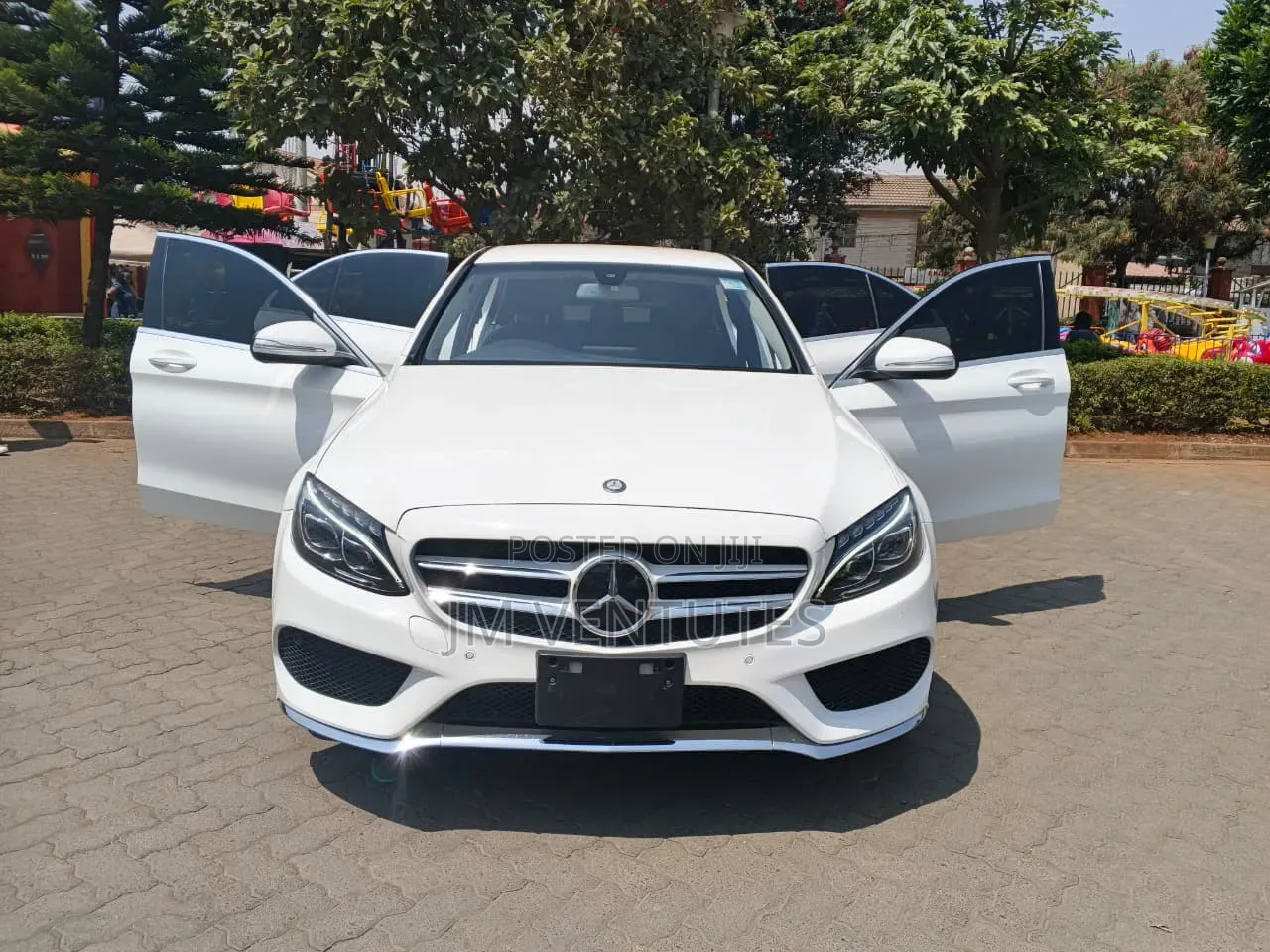 Mercedes-Benz C200 2015 White