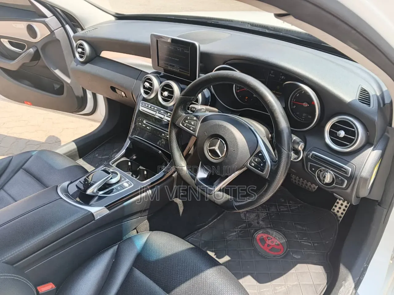 Mercedes-Benz C200 2015 White