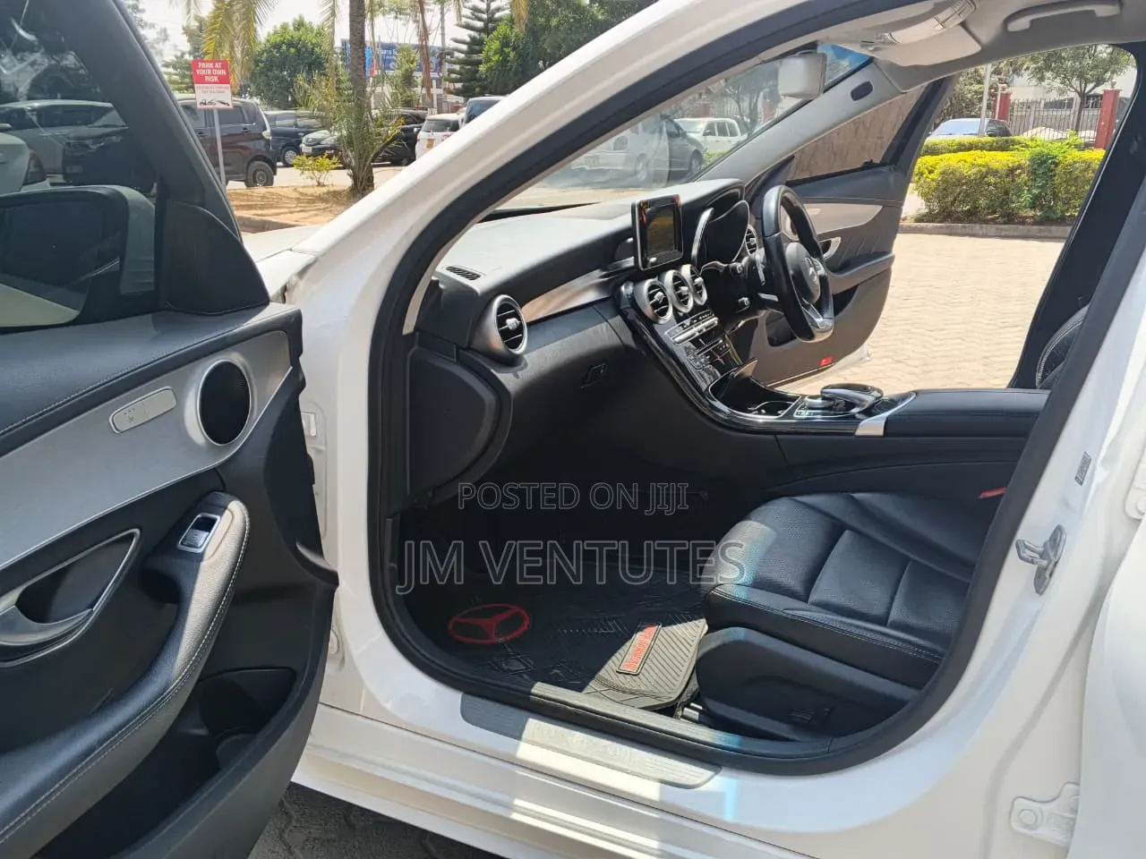 Mercedes-Benz C200 2015 White
