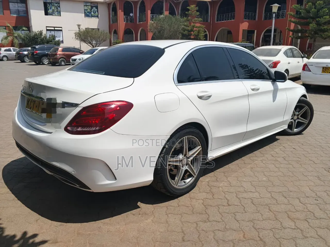 Mercedes-Benz C200 2015 White