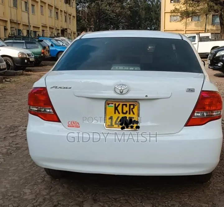 Toyota Axio 2013 White