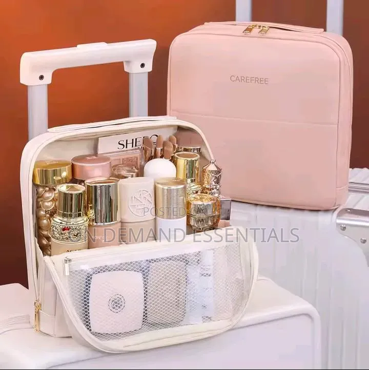 Professional Stand Up Cosmetic Bag Large Capacity