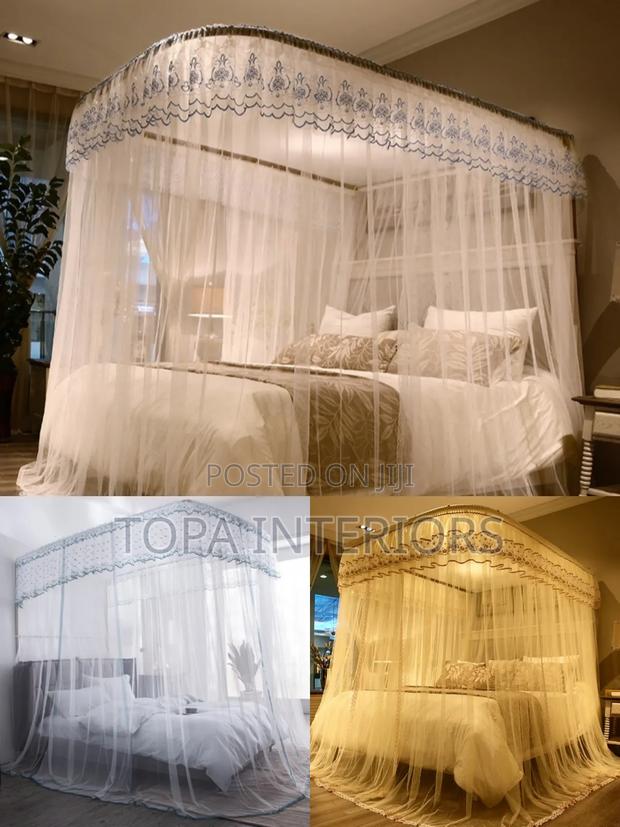 Protective Mesh Beddings Curved Mosquito Net Curtains - main view