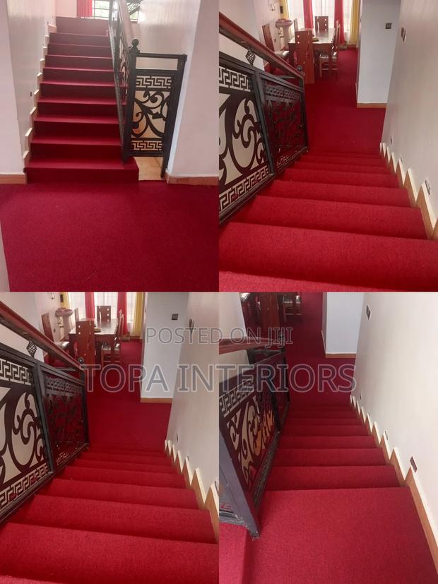 Stairs Floor Wall to Wall Carpets to Avoid Slips and Noise