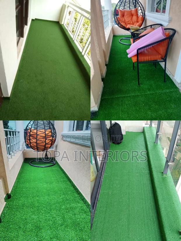 Durable Outdoor Spaces Artificial Green Grass Carpets Installation