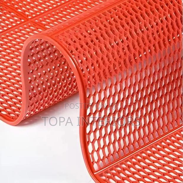 Red Hollow Antislip Floor Mats - thumbnail 2