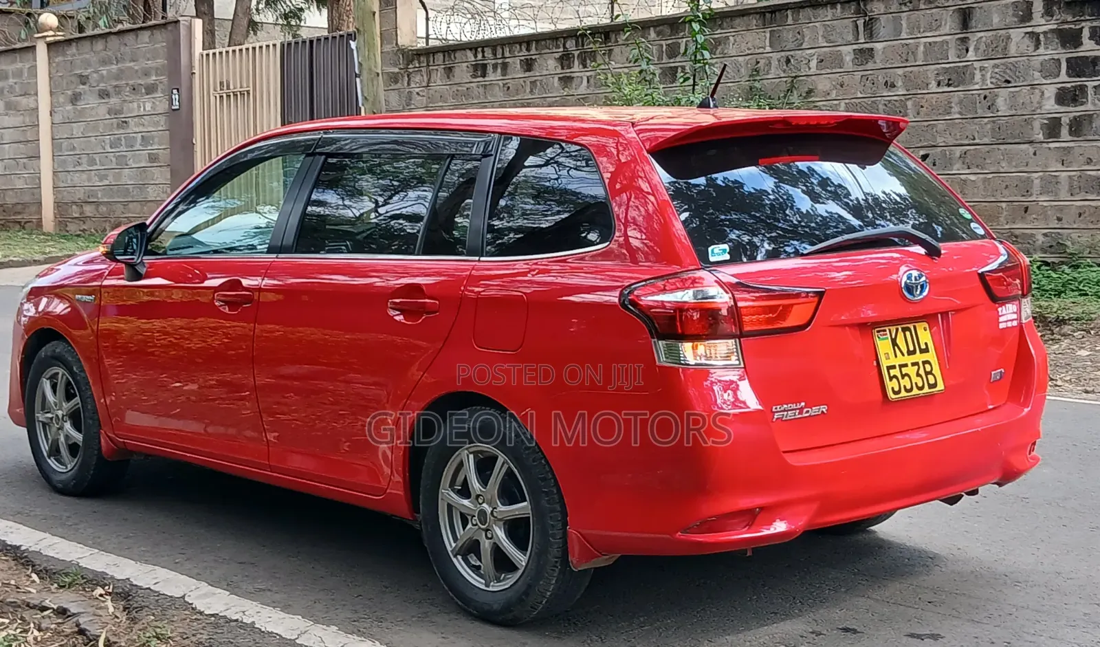 Toyota Corolla Fielder 2016 Red