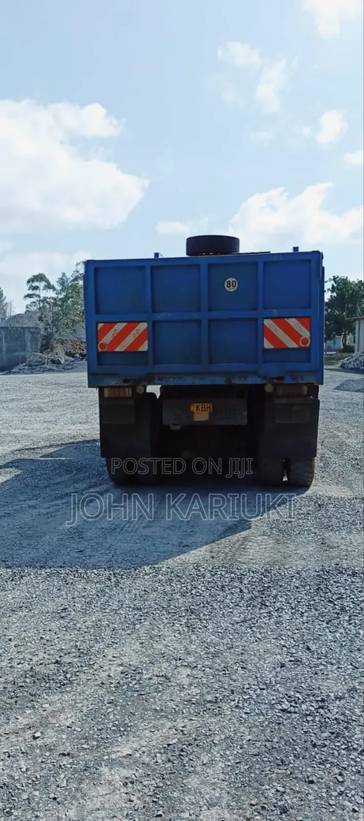 Tipper Truck