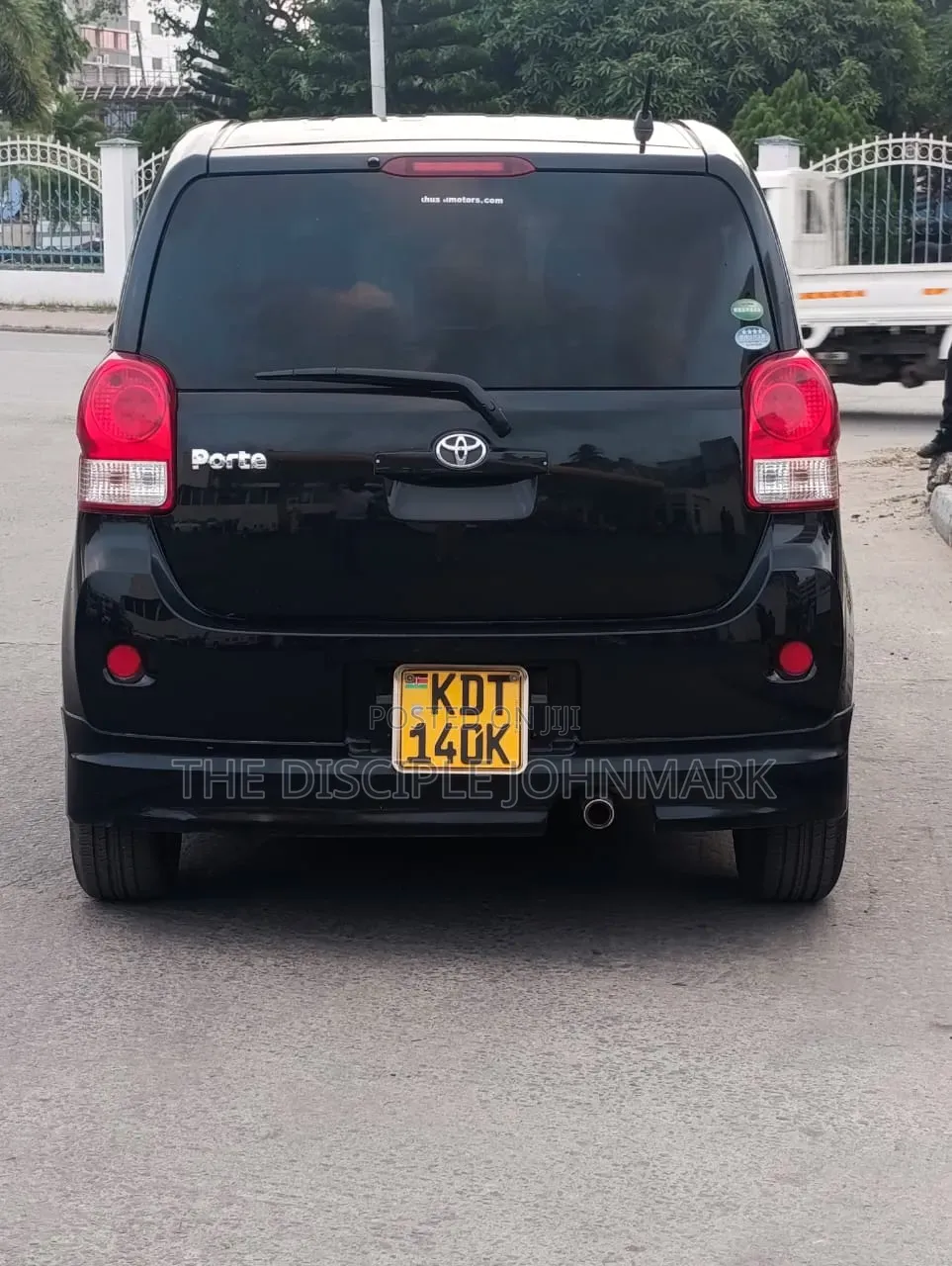 Toyota Porte 2018 Black