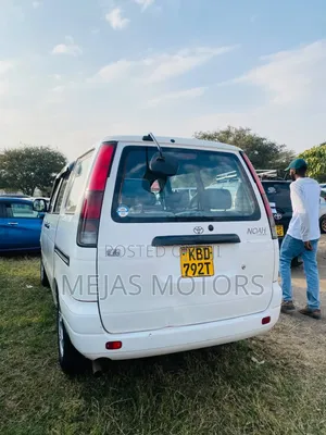 Toyota TownAce 2004 White