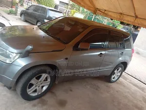 Suzuki Escudo 2007 Gray