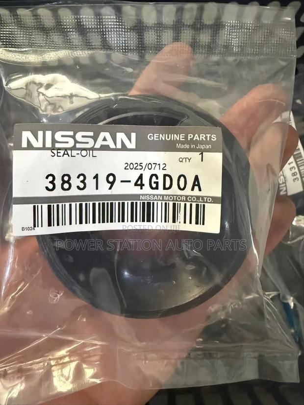 Nissan Seals - thumbnail 2
