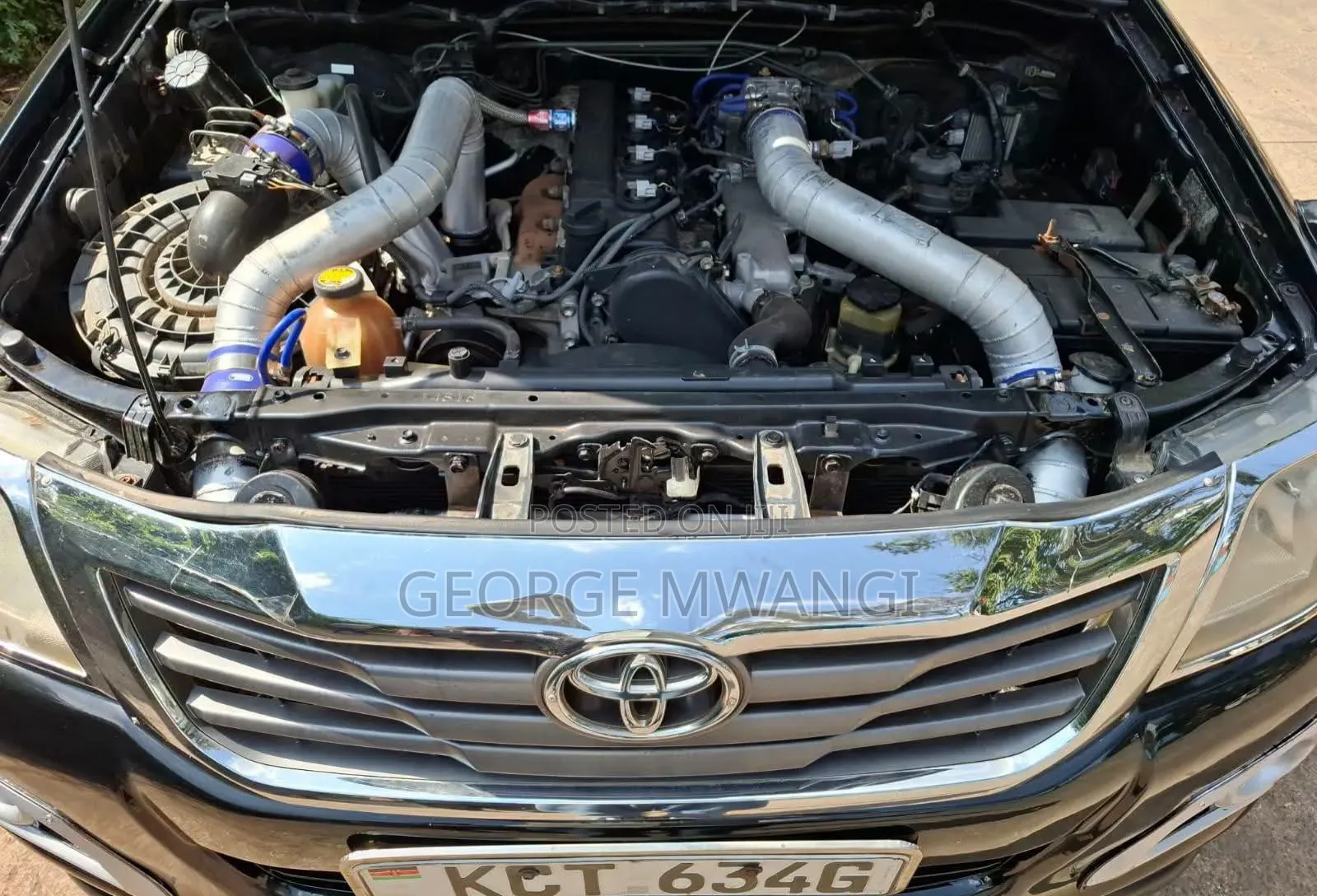 Toyota Hilux 2012 Black