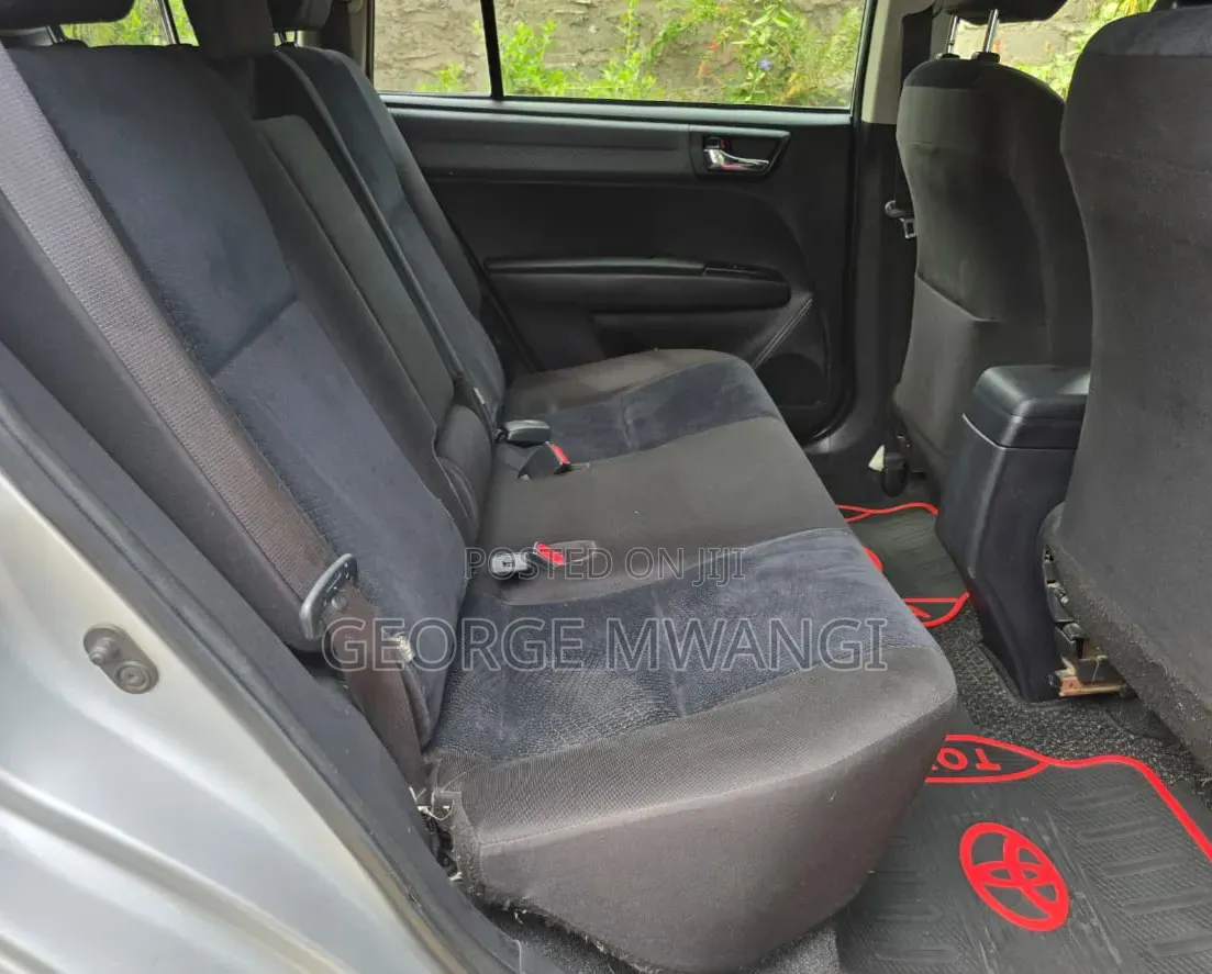 Toyota Corolla Fielder 2013 Silver