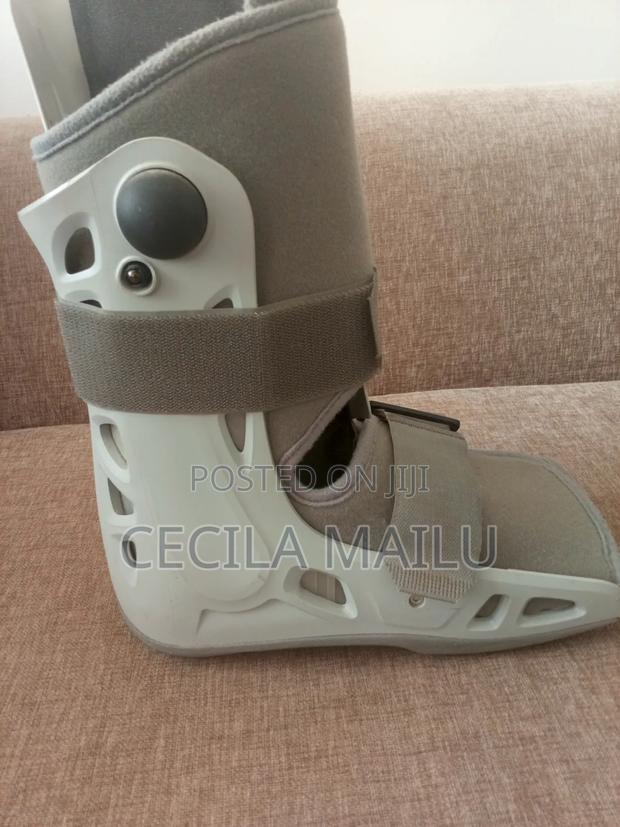 Air Cast Boot - main view