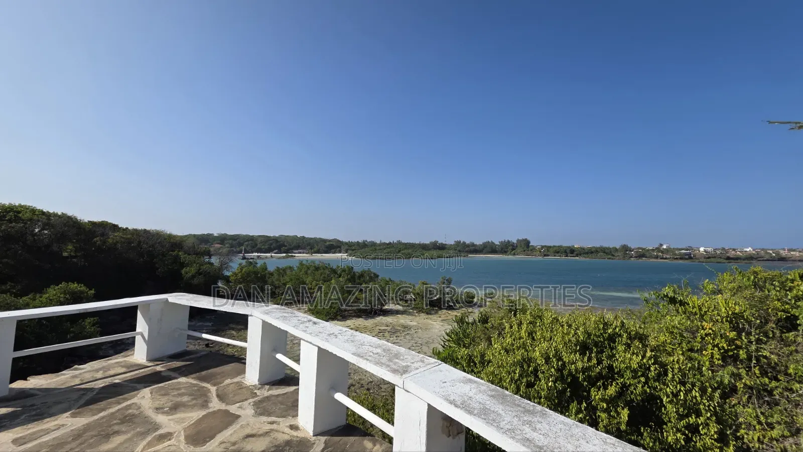 4bdrm Villa in Shanzu On 1 Acre for sale