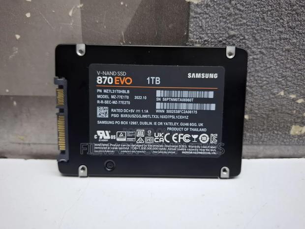 Samsung MZ7L31T0HBLB 870 Evo 1TB SATA Solid State Drive 2.5-Inch