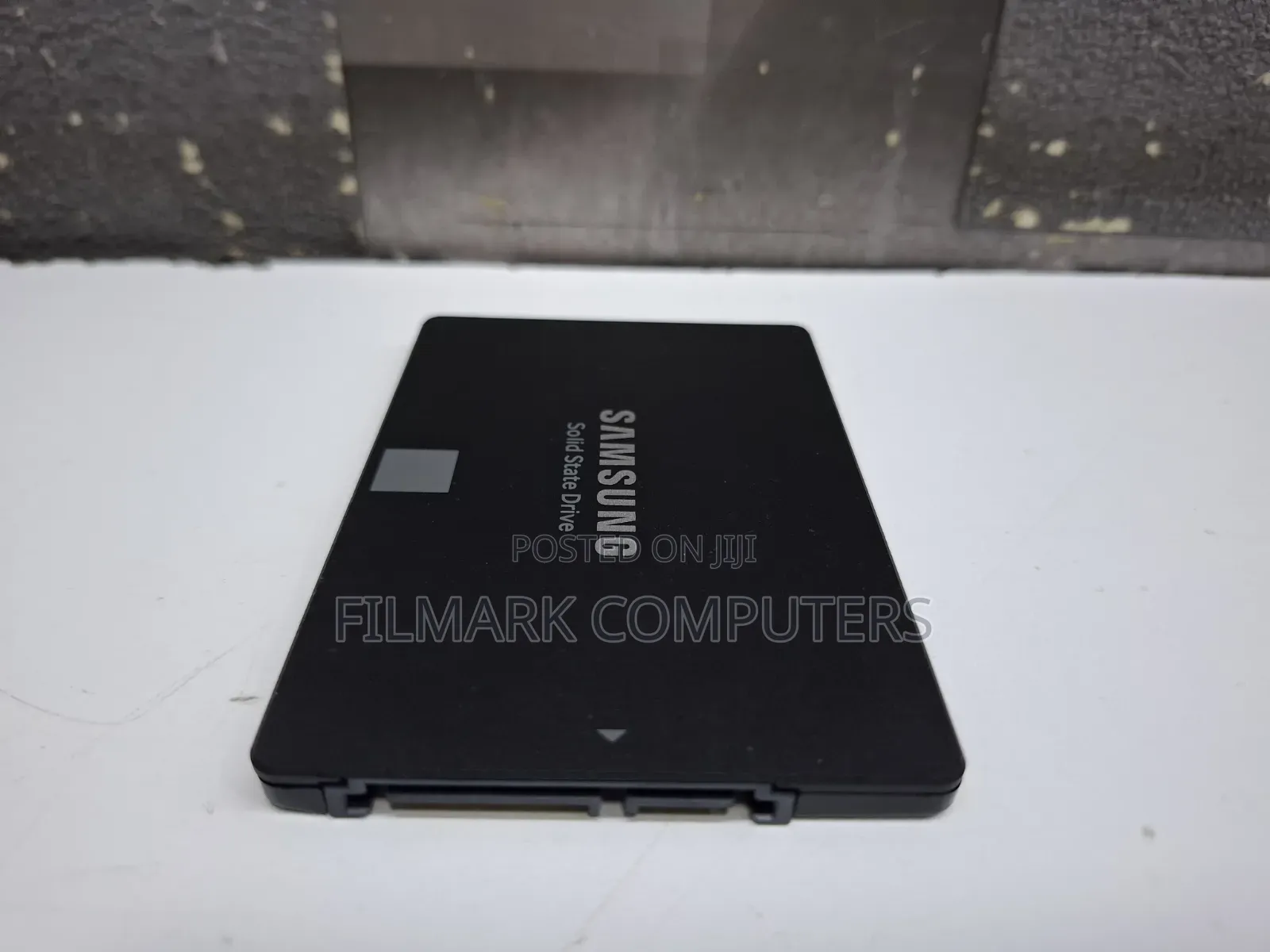 Samsung MZ7L31T0HBLB 870 Evo 1TB SATA Solid State Drive 2.5-Inch
