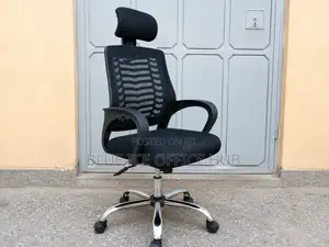 Modern Office Swivel Chair - Durable and Strong