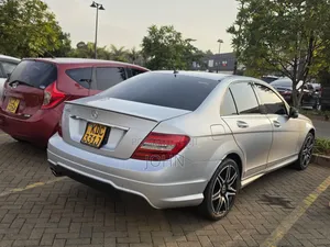 Mercedes-Benz C200 2013 Silver