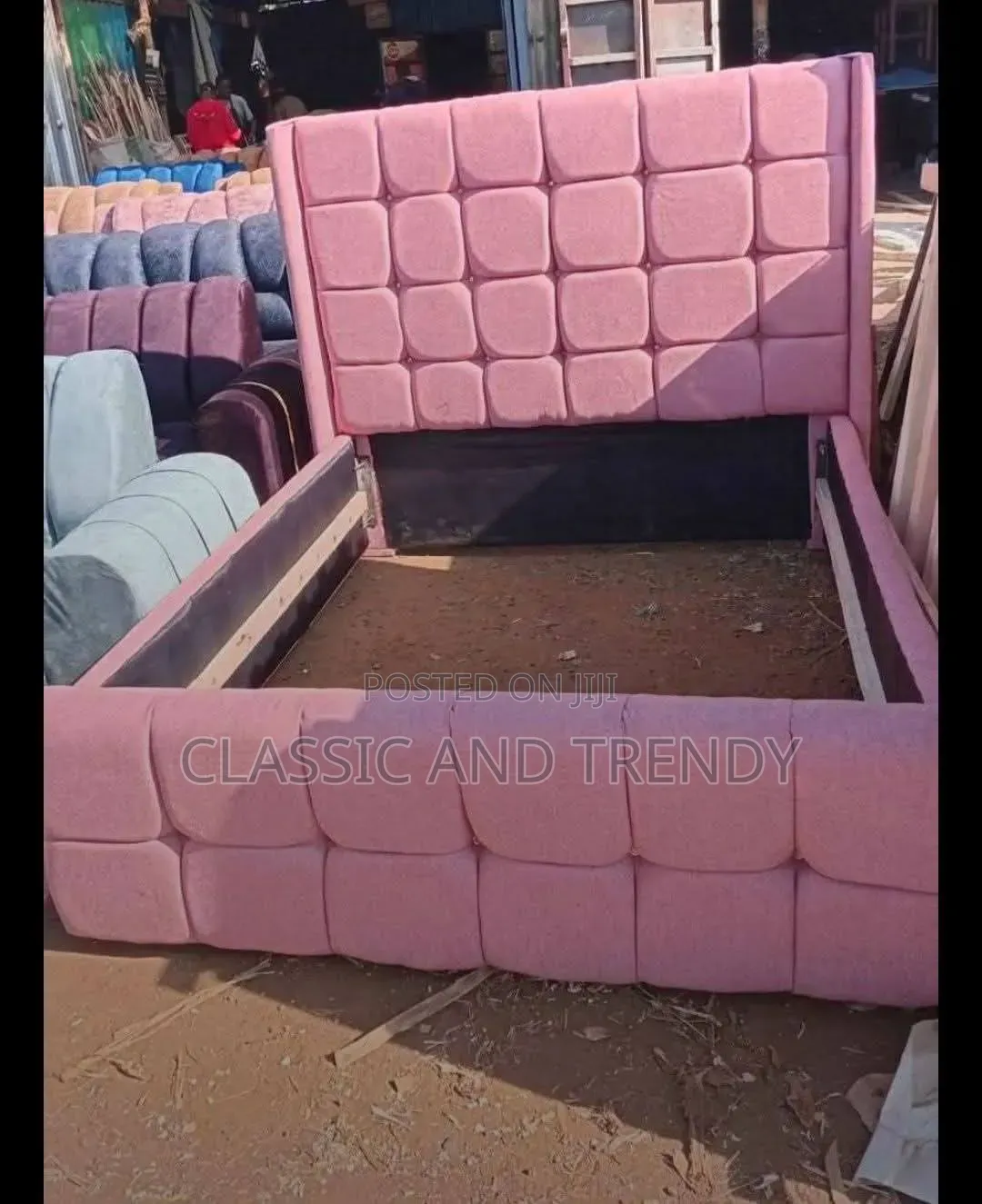 Pink Chester Bed 4 by 6