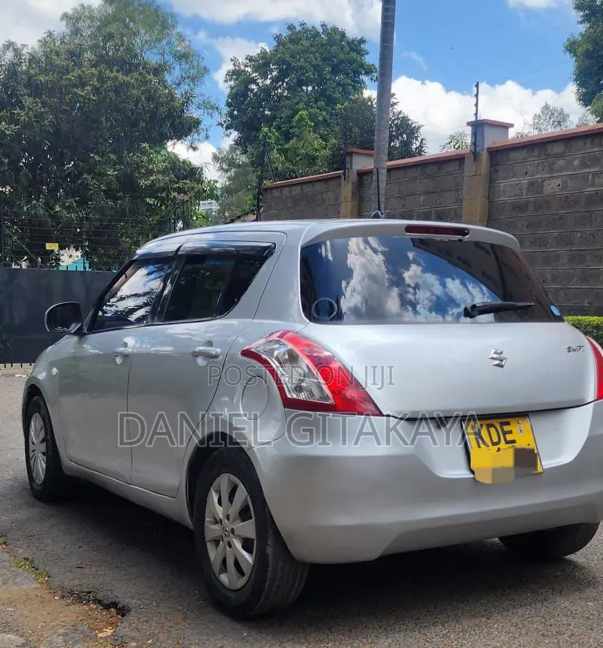 Suzuki Swift 2014 Silver