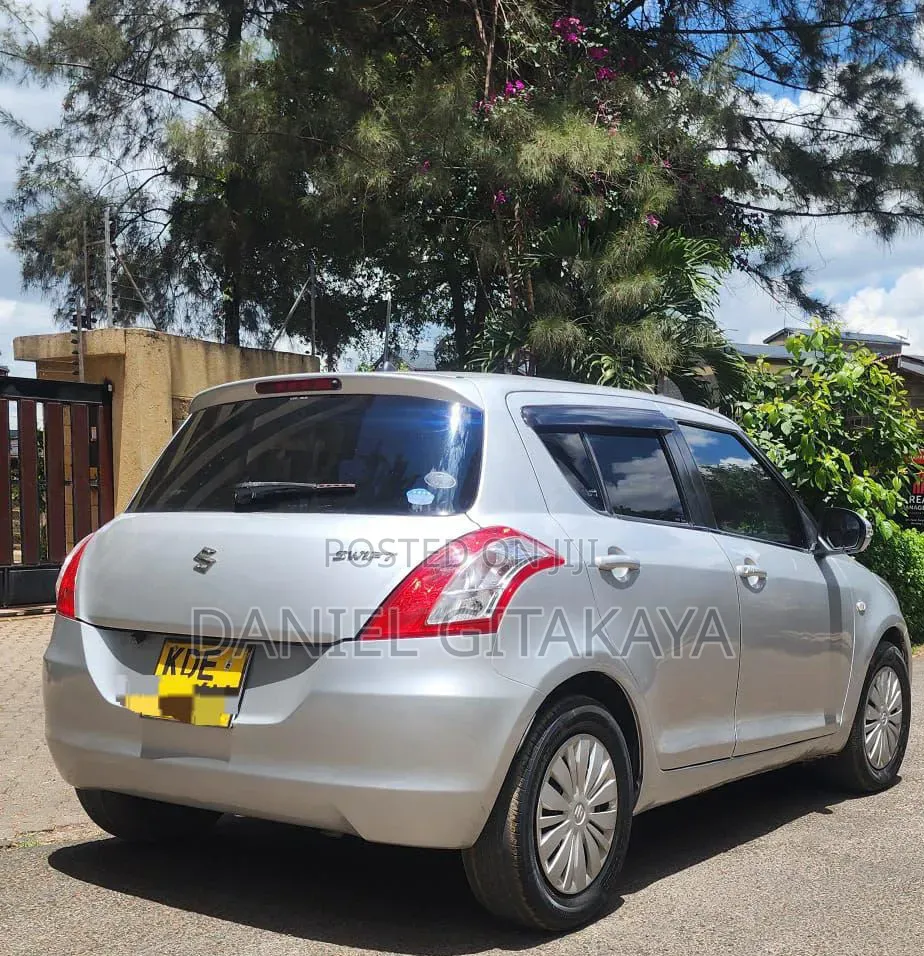 Suzuki Swift 2014 Silver