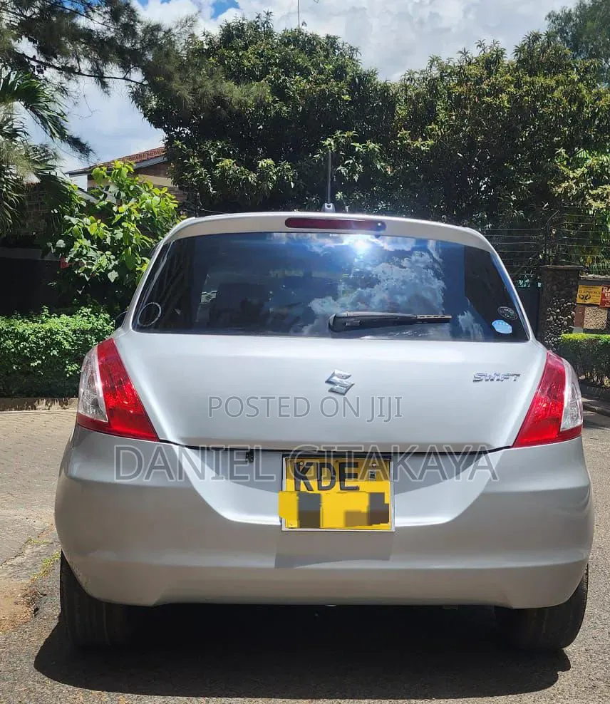 Suzuki Swift 2014 Silver