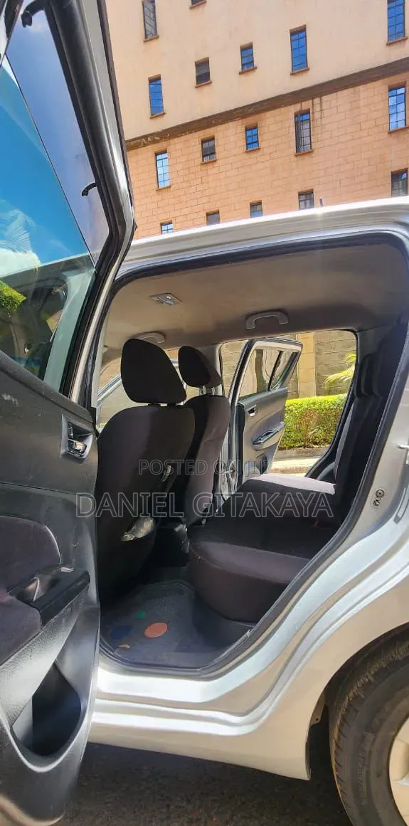 Suzuki Swift 2014 Silver