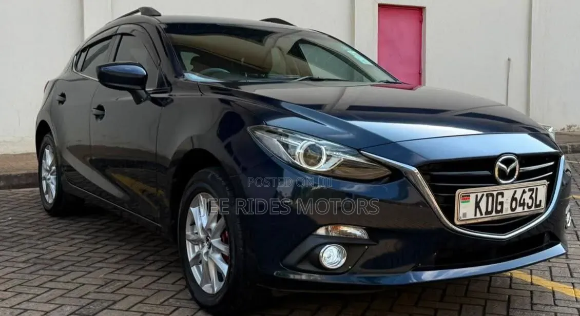 Mazda Axela 2015 Black