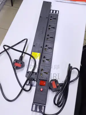 6 Way Black Cabinet Power Distribution Unit – Pdu