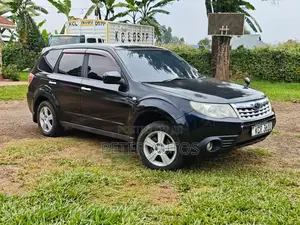 Subaru Forester 2012 Black