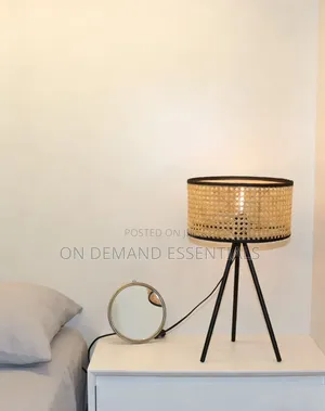 Rattan Tripod Table Lamp