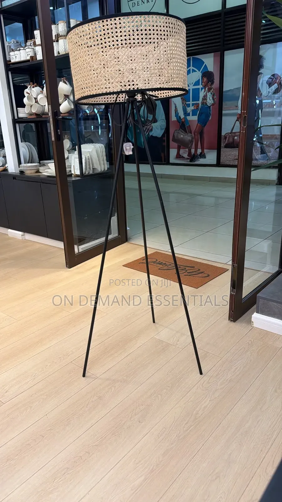 Rattan Floor Lamp Size: 45 × 145cm
