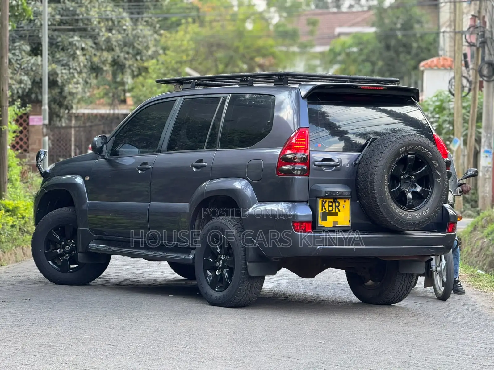 Toyota Land Cruiser Prado 2005 Gray