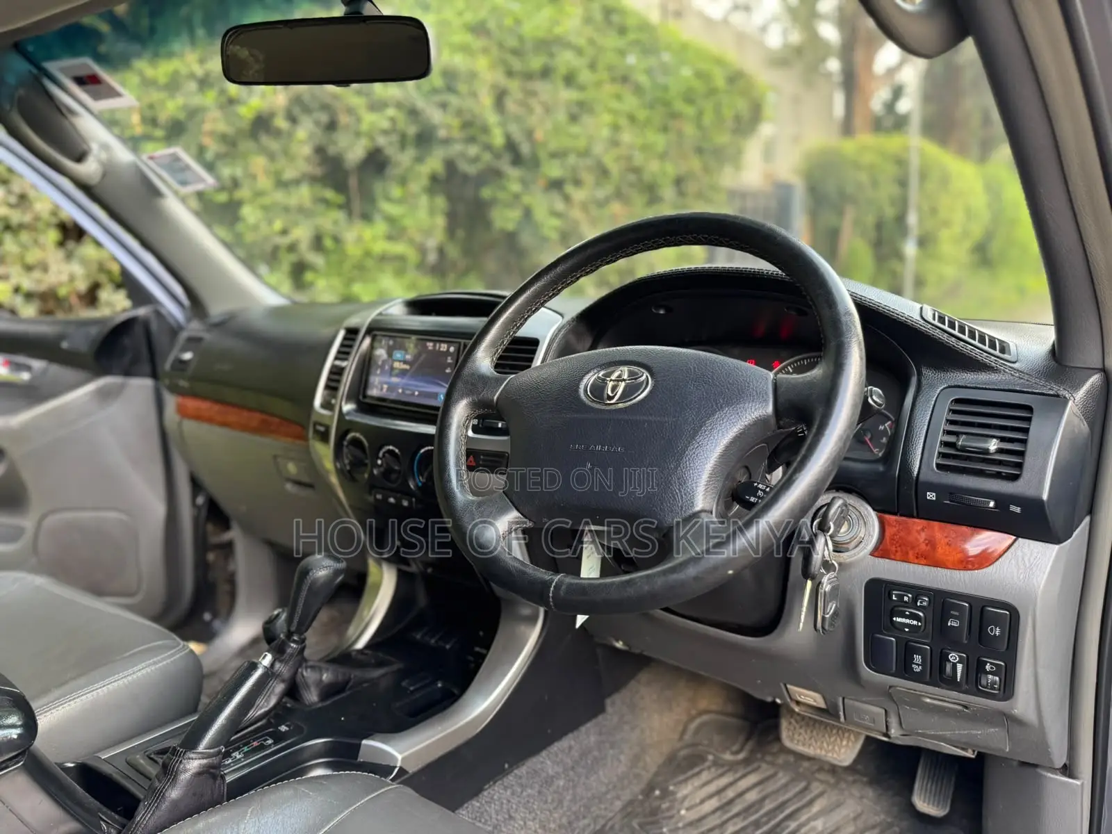 Toyota Land Cruiser Prado 2005 Gray