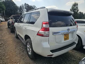 Toyota Land Cruiser Prado 2014 White
