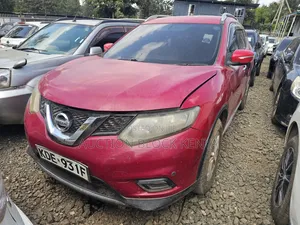 Nissan X-Trail 2014 Red