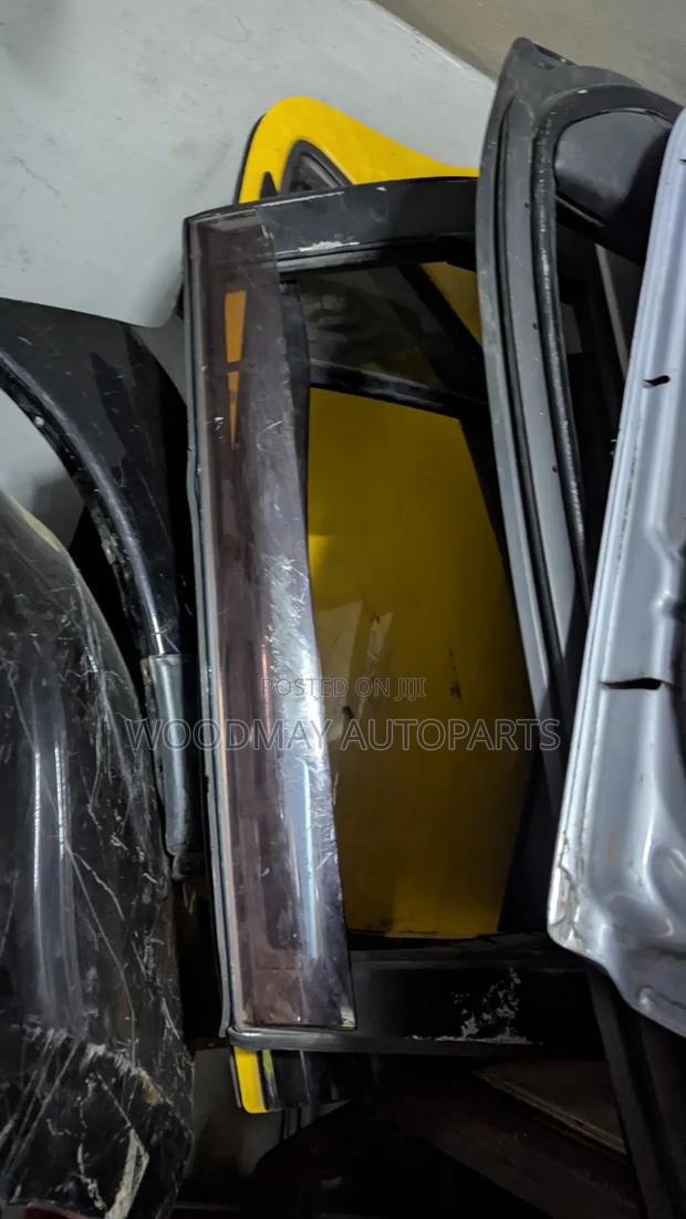 Toyota Aqua Rear Door - thumbnail 3