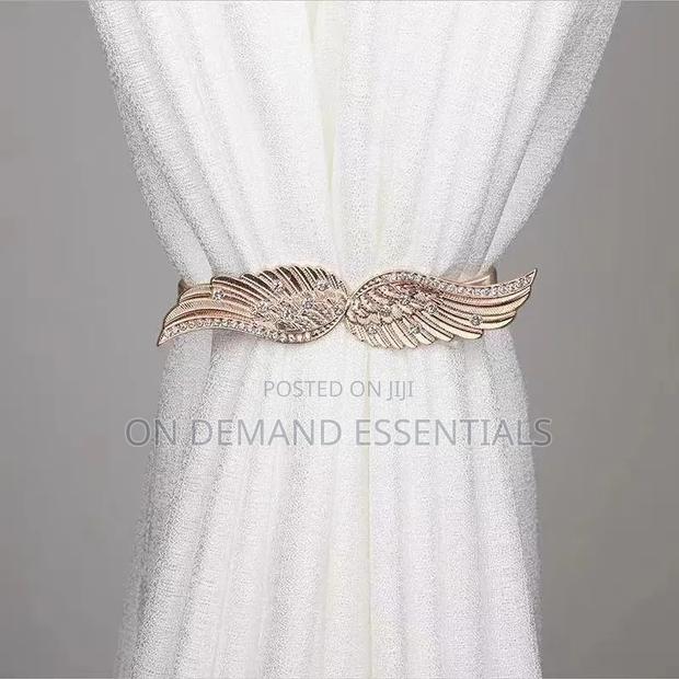 Spring Curtain Buckle Holder - main view