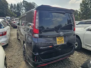 Toyota Noah 2016 Black